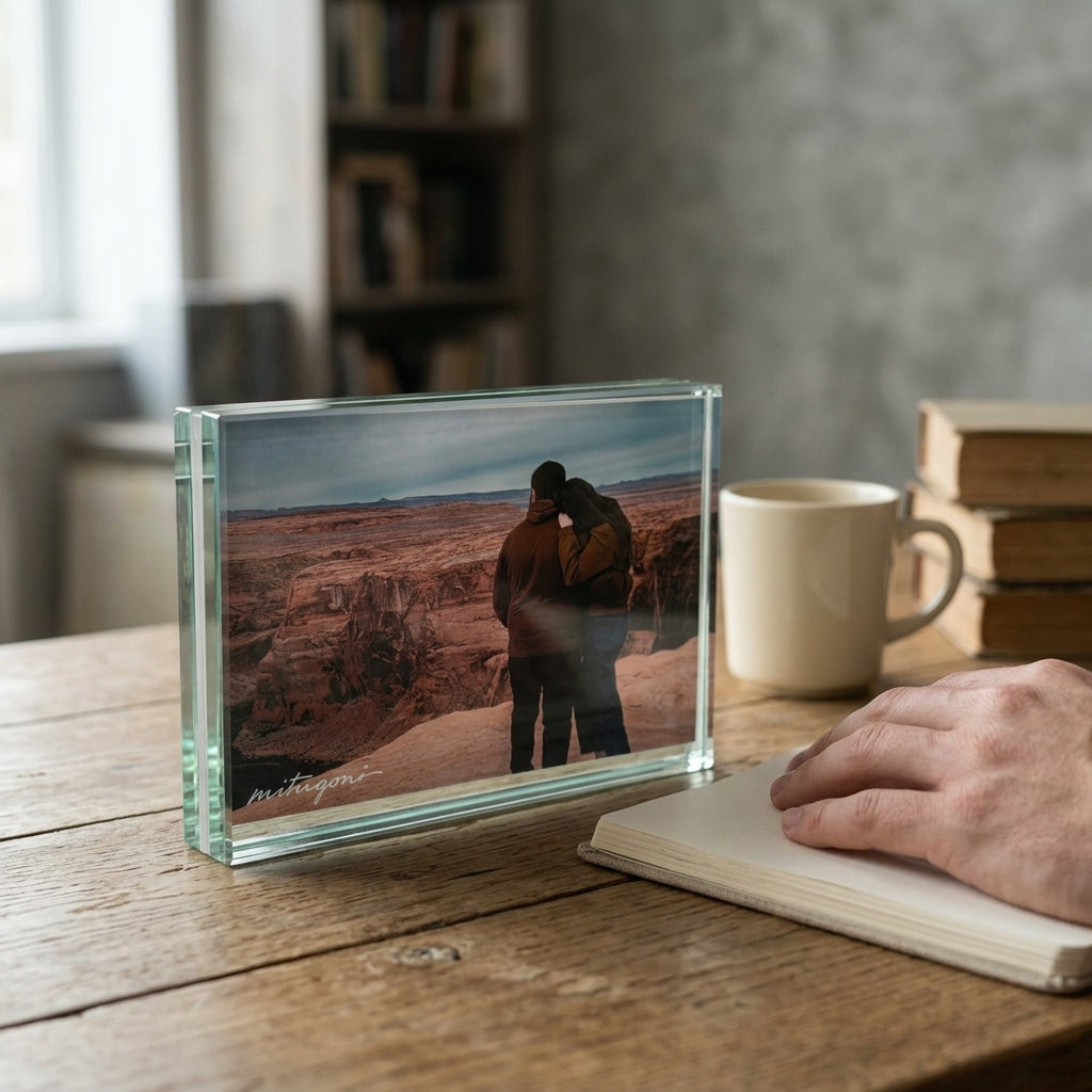 Big Floating Magnetic Glass Photo Frame